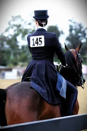 42b833c7f218d5ab33995ab9943d251300ae96eb59d8595970dd034b5f350ed8.jpg